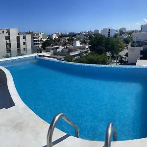 מלון Winday Hotel - Cerca De 5A Avenida, פלאייה דל כרמן